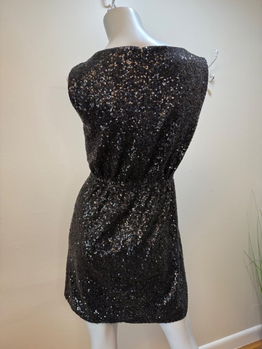 Broadway & Broome Lightbox Sparkle Black Sequin Embellished Party Mini Dress Siz - Picture 3 of 9